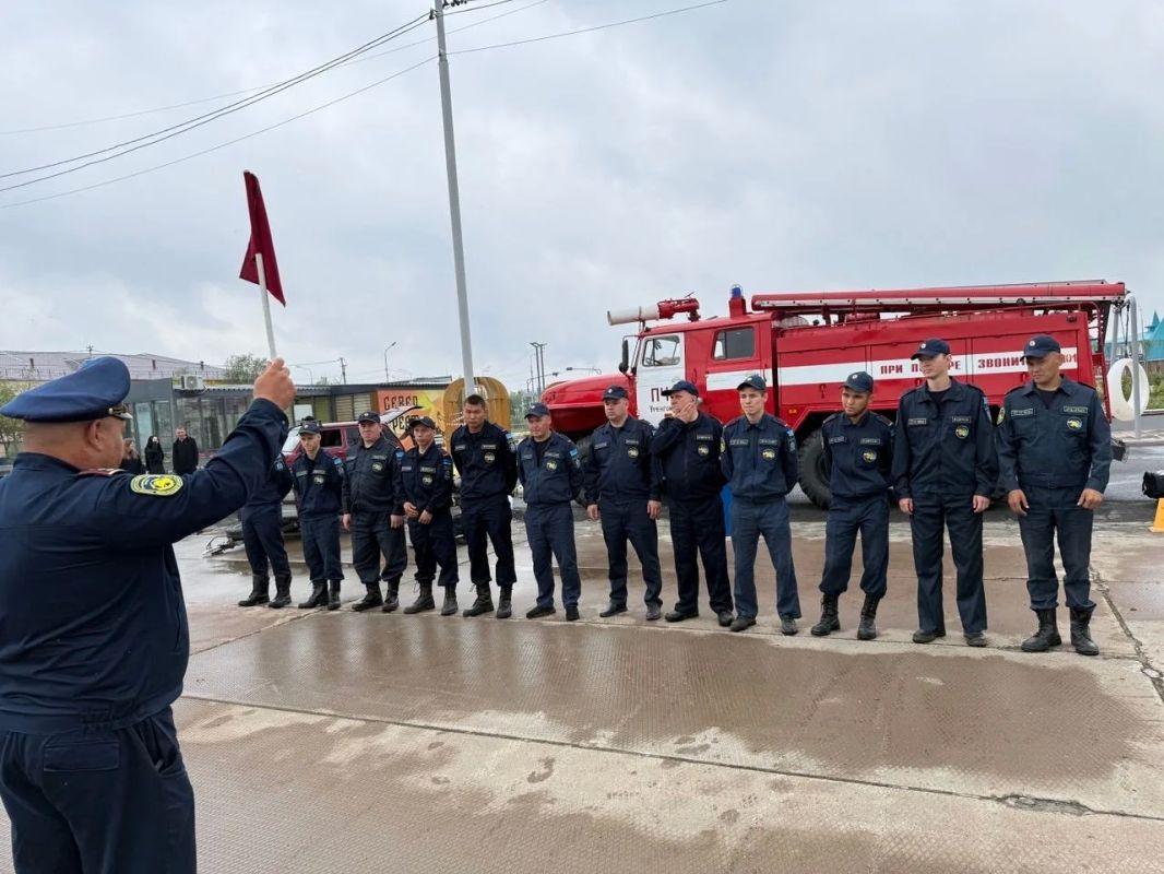 Накануне в пгт. Уренгой прошёл второй окружной этап конкурса профессионального мастерства «Лучший по профессии» на первенство противопожарной службы Ямало-Ненецкого автономного округа Накануне в пгт. Уренгой прошёл второй окружной этап конкурса профессионального мастерства «Лучший по профессии» на первенство противопожарной службы Ямало-Ненецкого автономного округа