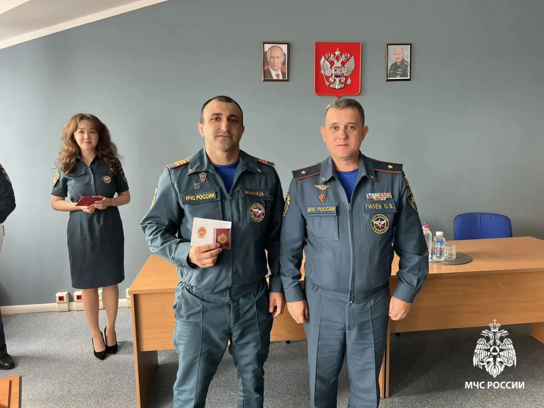Визит генералмайора внутренней службы Олега Гилёва в город Надым стал завершающим этапом рабочей поездки по округу Визит генералмайора внутренней службы Олега Гилёва в город Надым стал завершающим этапом рабочей поездки по округу