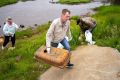 Алексей Титовский: Друзья, в рамках Всероссийской акции «Вода России» субботник прошёл сразу на двадцати участках нашего города