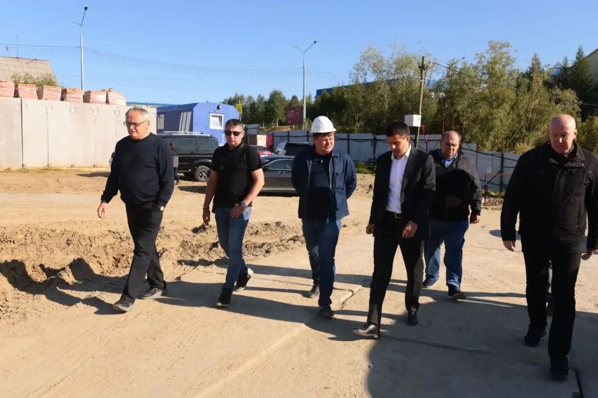 Сергей Власенко провел выездное совещание в городе Лабытнанги Приуральского района