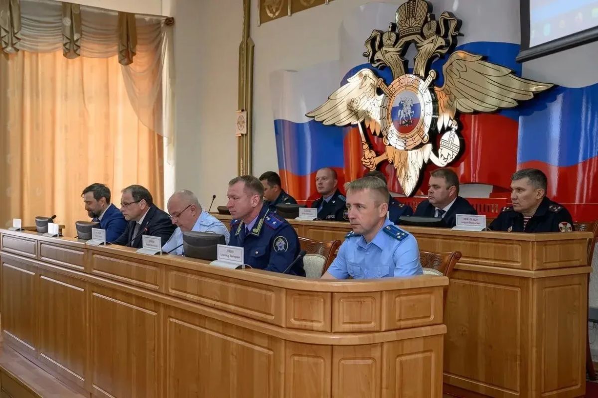 23 июля 2026 года в УМВД России по ЯмалоНенецкому автономному округу под председательством генералмайора полиции Сергея Костенко состоялось расширенное заседание коллегии 23 июля 2026 года в УМВД России по ЯмалоНенецкому автономному округу под председательством генералмайора полиции Сергея Костенко состоялось расширенное заседание коллегии