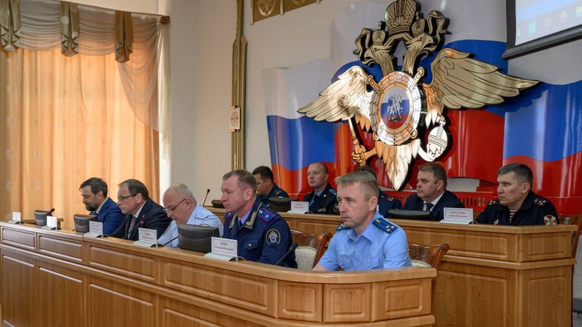 Полицейские Салехарда стали победителями и призёрами окружного конкурса профмастерства Полицейские Салехарда стали победителями и призёрами окружного конкурса профмастерства