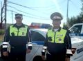 Тазовские автоинспекторы оказали помощь водителю на дороге