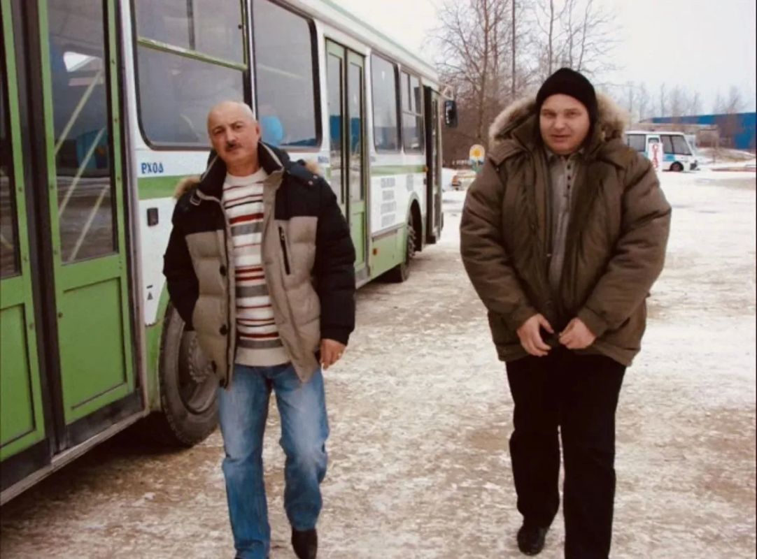 Алексей Романов: Двадцать пять лет назад началась история МУП «Пассажирские перевозки» Ноябрьска Алексей Романов: Двадцать пять лет назад началась история МУП «Пассажирские перевозки» Ноябрьска