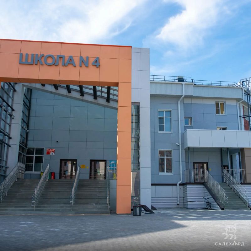 В здании Дома культуры «Рыбник», построенном в Салехарде в 1930 году при рыбоконсервном заводе, выявлены признаки аварийного состояния В здании Дома культуры «Рыбник», построенном в Салехарде в 1930 году при рыбоконсервном заводе, выявлены признаки аварийного состояния