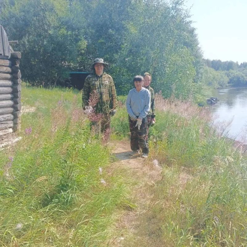 Ямальцы продолжают очищать берега водоёмов
