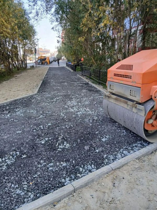Город становится удобнее: продолжаем обновлять тротуары!
