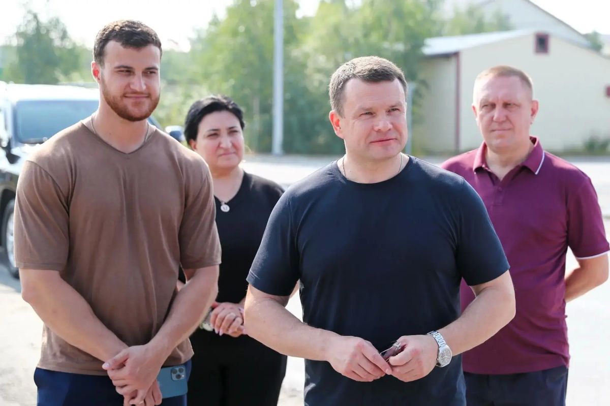 Пангоды преображаются. Глава Надымского района вместе с командой проинспектировал ключевые объекты поселка