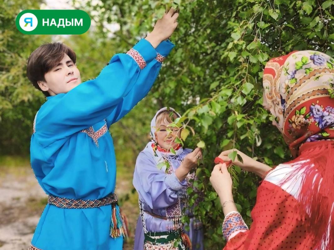 В Надыме ярко и колоритно встретили «Та Ер Яля» — День середины лета! В Надыме ярко и колоритно встретили «Та Ер Яля» — День середины лета!