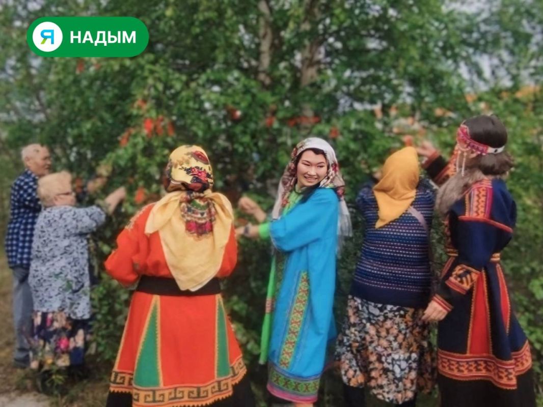 В Надыме ярко и колоритно встретили «Та Ер Яля» — День середины лета! В Надыме ярко и колоритно встретили «Та Ер Яля» — День середины лета!