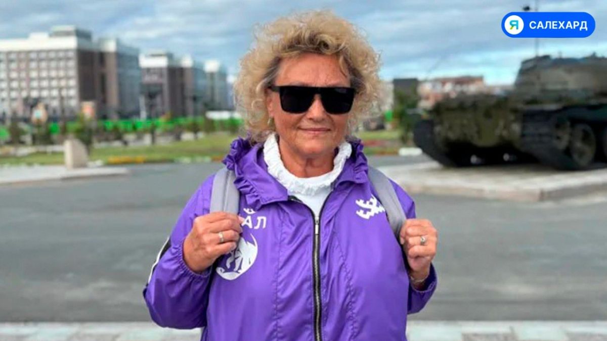 Жительница Салехарда в седьмой раз поднялась на ледник Романтиков