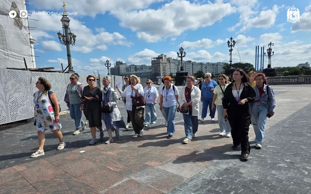 Почти 100 ямальцев побывали в поездках окружного проекта «Своих не бросаем» Почти 100 ямальцев побывали в поездках окружного проекта «Своих не бросаем»