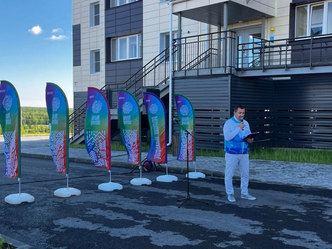 Новая пятиэтажка в Лабытнанги принимает первых жильцов Новая пятиэтажка в Лабытнанги принимает первых жильцов