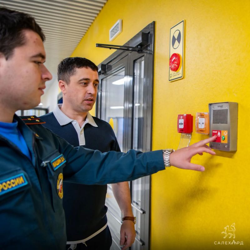 Избирательные участки Салехарда проверили на безопасность Избирательные участки Салехарда проверили на безопасность