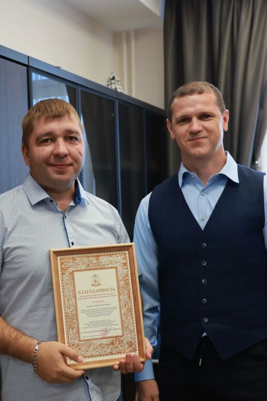 У больших спортивных побед всегда есть те, кто остаётся за кадром У больших спортивных побед всегда есть те, кто остаётся за кадром