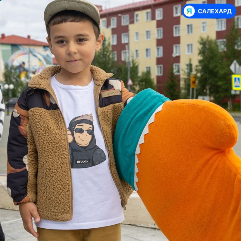 Яркие моменты, улыбки и колорит: как Салехард отметил День коренных народов Яркие моменты, улыбки и колорит: как Салехард отметил День коренных народов