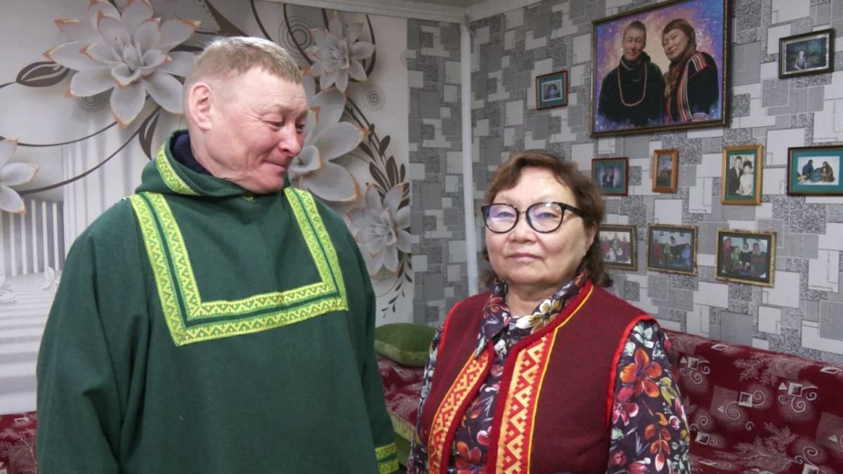 «В Арктике без тёплых отношений не прожить»: семья Ядне из Кутопьюгана о любви и традициях