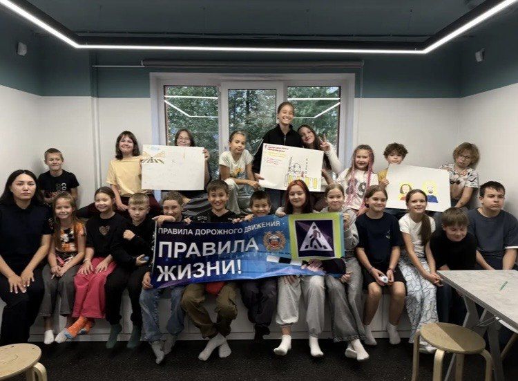 В Ноябрьске в детском лагере «Квартал» прошло занятие по дорожной безопасности В Ноябрьске в детском лагере «Квартал» прошло занятие по дорожной безопасности