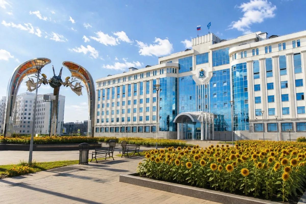 Салехард в золоте подсолнухов Салехард в золоте подсолнухов