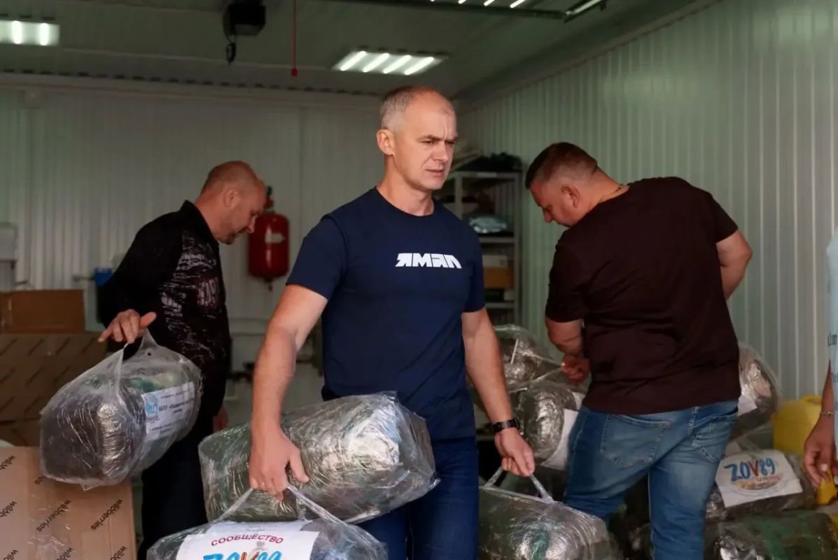 Алексей Титовский: Волонтеры организации «ЗОВ-89» подготовили к отправке двести маскировочных сетей Алексей Титовский: Волонтеры организации «ЗОВ-89» подготовили к отправке двести маскировочных сетей