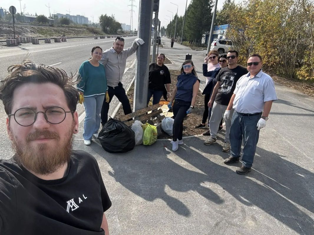 Пятница — время субботников в городе! Пятница — время субботников в городе!