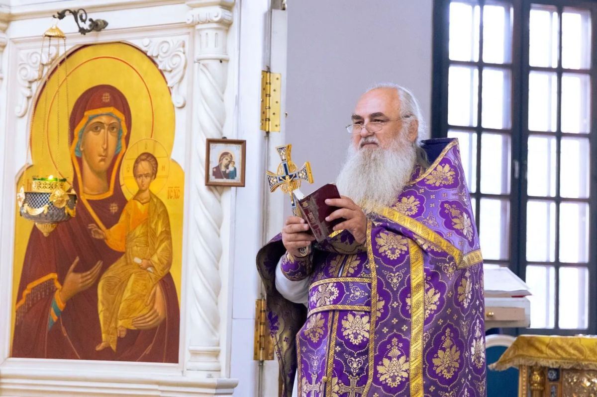 Православные верующие отмечают Медовый спас на Ямале Православные верующие отмечают Медовый спас на Ямале