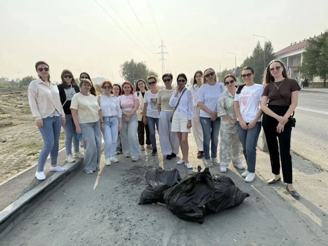 Пятница — время субботников в городе! Пятница — время субботников в городе!