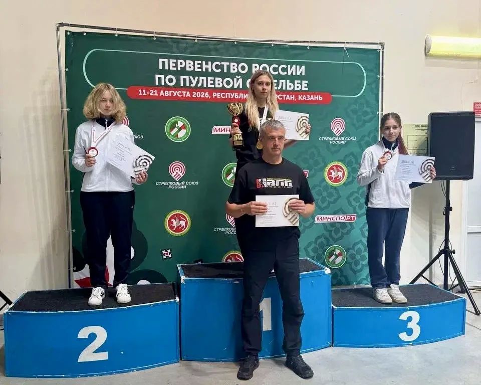 Ямальские спортсменки завоевали две медали на всероссийских соревнованиях по пулевой стрельбе Ямальские спортсменки завоевали две медали на всероссийских соревнованиях по пулевой стрельбе