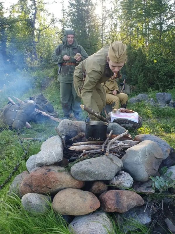 «Тропа памяти»: поисковики из Салехарда пройдут 75 км по Полярному Уралу «Тропа памяти»: поисковики из Салехарда пройдут 75 км по Полярному Уралу