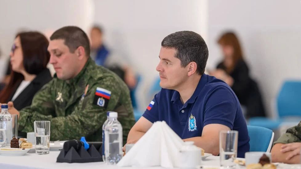 Дмитрий Артюхов прервал Честный маршрут для поездки в столицу Дмитрий Артюхов прервал Честный маршрут для поездки в столицу