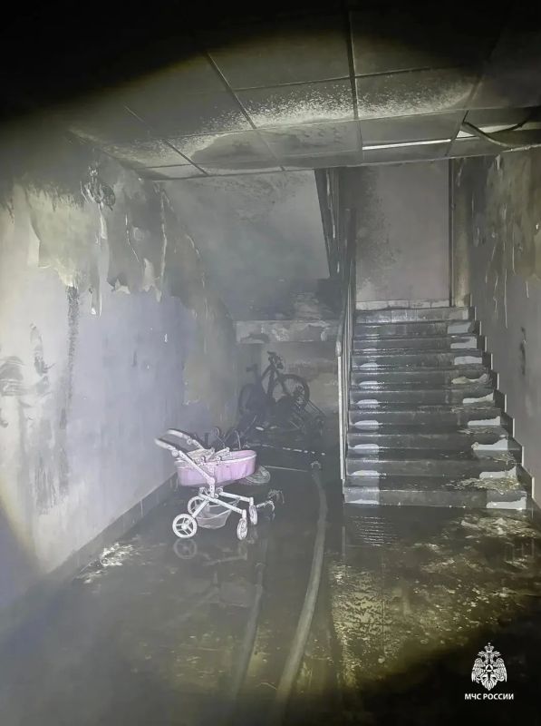 Детская шалость с огнём привела к пожару в Тарко-Сале Детская шалость с огнём привела к пожару в Тарко-Сале