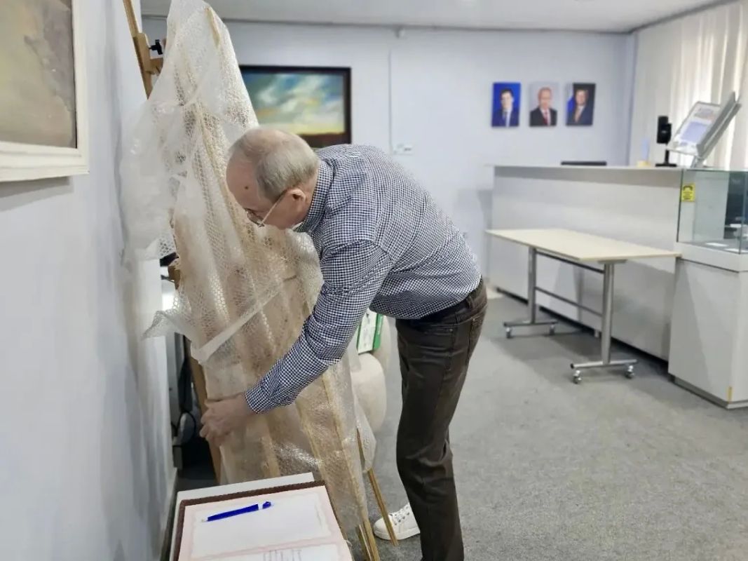 Новый Уренгой продолжает оказывать помощь подшефной Волновахе Новый Уренгой продолжает оказывать помощь подшефной Волновахе