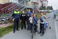 В рамках мероприятия «Внимание — дети!» автоинспекторы Приуральского района напомнили ребятам о правилах дорожной безопасности