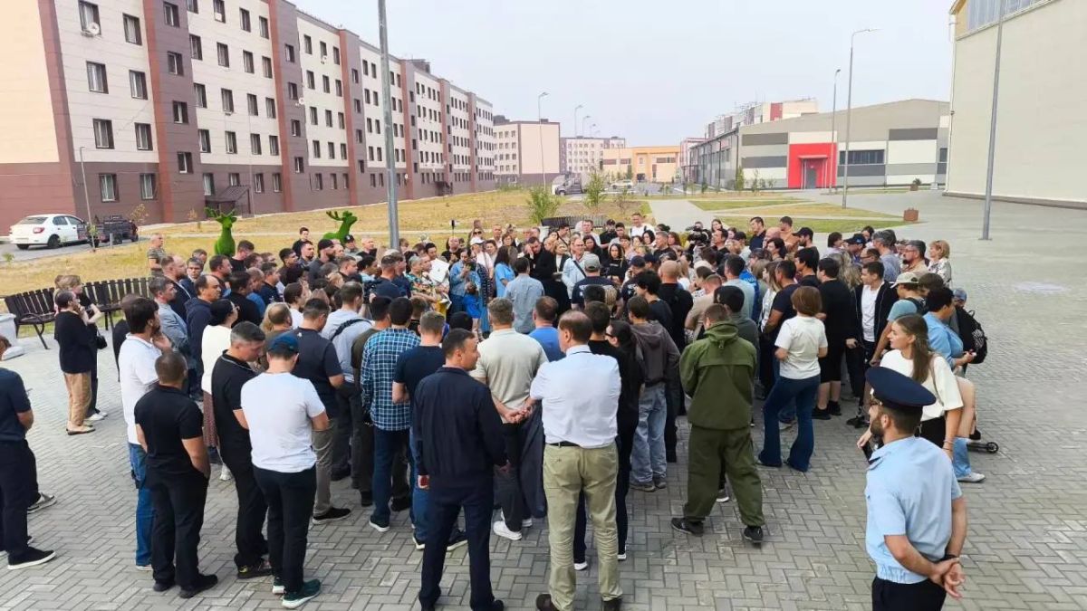 В продолжение Честного маршрута губернатор Дмитрий Артюхов посетил Коротчаево В продолжение Честного маршрута губернатор Дмитрий Артюхов посетил Коротчаево