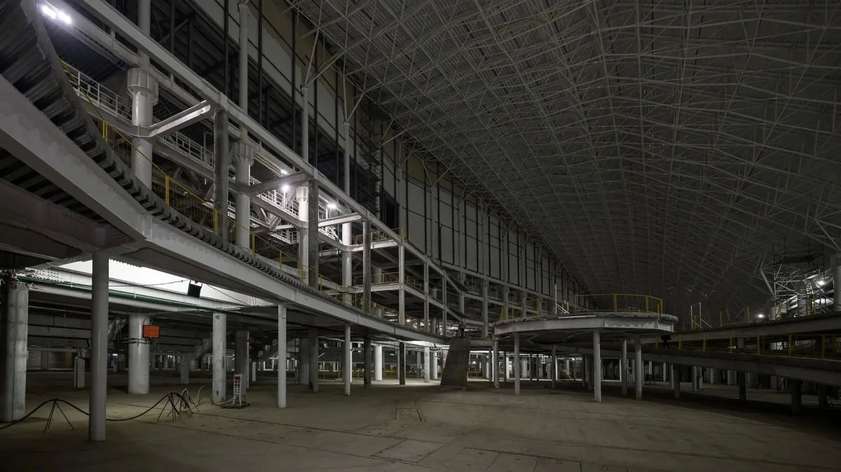 Дмитрий Артюхов проверил ход строительства арт-центра «ГАЗ» и галереи «Уренгой» Дмитрий Артюхов проверил ход строительства арт-центра «ГАЗ» и галереи «Уренгой»