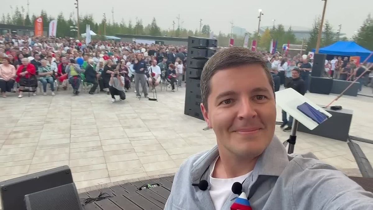 Дмитрий Артюхов: Друзья, подключайтесь к трансляции нашей большой встречи с жителями Нового Уренгоя!