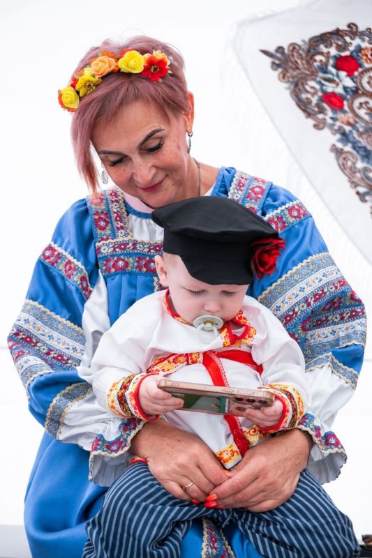 Центр согласия, красоты, вкуса и настоящего радушия сегодня был возле «Миксера»! Центр согласия, красоты, вкуса и настоящего радушия сегодня был возле «Миксера»!