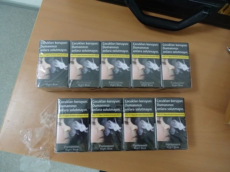 Сигареты из Турции не прошли: у ямальца в аэропорту Тюмени изъяли табак Сигареты из Турции не прошли: у ямальца в аэропорту Тюмени изъяли табак