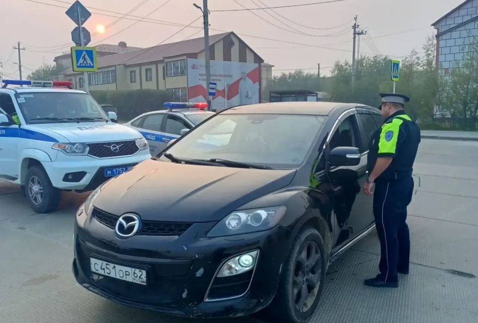 В Ямальском районе автоинспекторы провели проверку соблюдения водителями Правил дорожного движения В Ямальском районе автоинспекторы провели проверку соблюдения водителями Правил дорожного движения