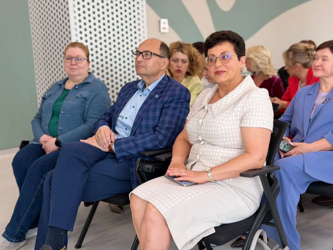 На Ямале определили ключевые задачи развития образования на новый учебный год На Ямале определили ключевые задачи развития образования на новый учебный год
