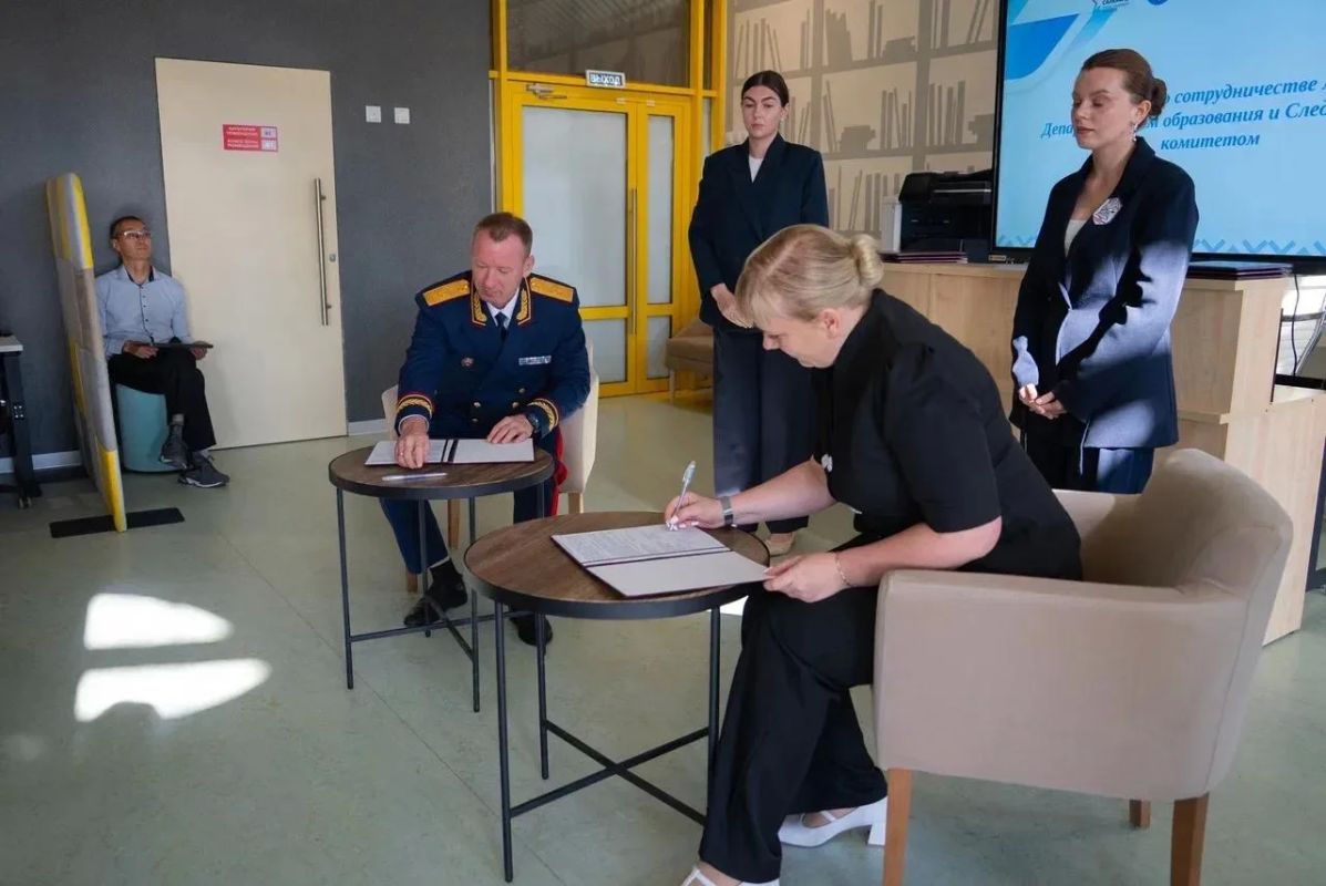В Салехарде подписано соглашение об открытии кадетских классов Следственного комитета России В Салехарде подписано соглашение об открытии кадетских классов Следственного комитета России