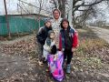 Семья из ДНР получит помощь от новоуренгойских транспортников