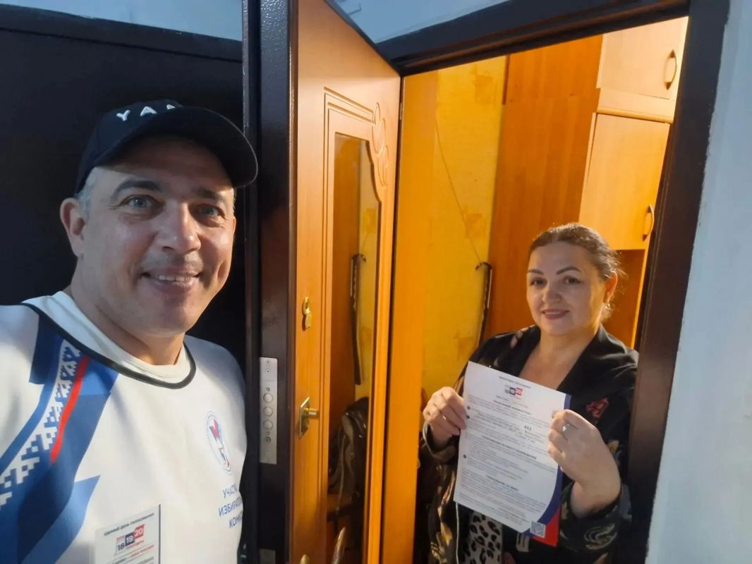 «ИнформУИК» в деле!. Члены участковых комиссий Ямала с 20 августа приступили к поадресному информированию избирателей «ИнформУИК» в деле!. Члены участковых комиссий Ямала с 20 августа приступили к поадресному информированию избирателей