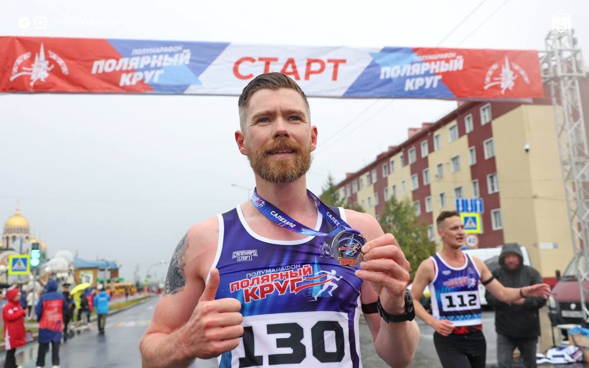 В Салехарде прошёл седьмой полумарафон «Полярный круг» В Салехарде прошёл седьмой полумарафон «Полярный круг»