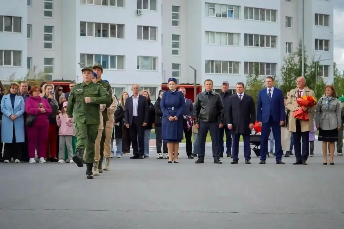 Прокуроры городов и районов приняли участие в торжественных линейках, посвященных Дню знаний Прокуроры городов и районов приняли участие в торжественных линейках, посвященных Дню знаний