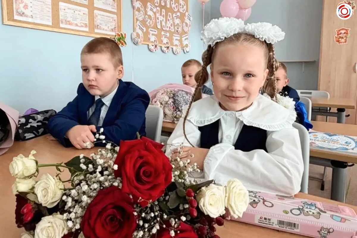 В добрый путь, школьники! В добрый путь, школьники!