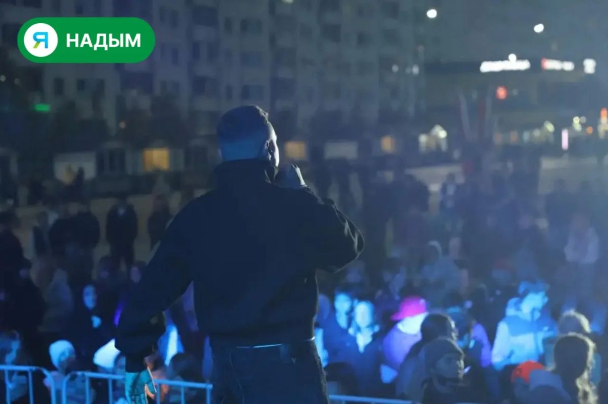 Праздник продолжается! . Делимся вечерними кадрами с фестиваля на городской площади — яркими, громкими и наполненными невероятной энергией Праздник продолжается! . Делимся вечерними кадрами с фестиваля на городской площади — яркими, громкими и наполненными невероятной энергией