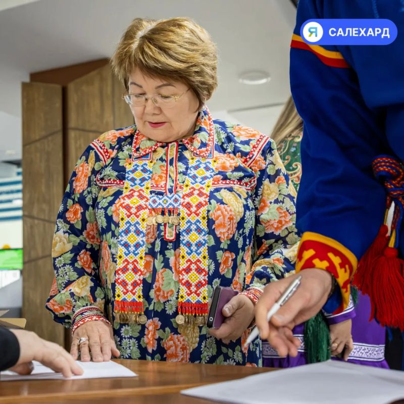 В Салехарде прошёл Всероссийский просветительский диктант «Россия — дом народов» В Салехарде прошёл Всероссийский просветительский диктант «Россия — дом народов»