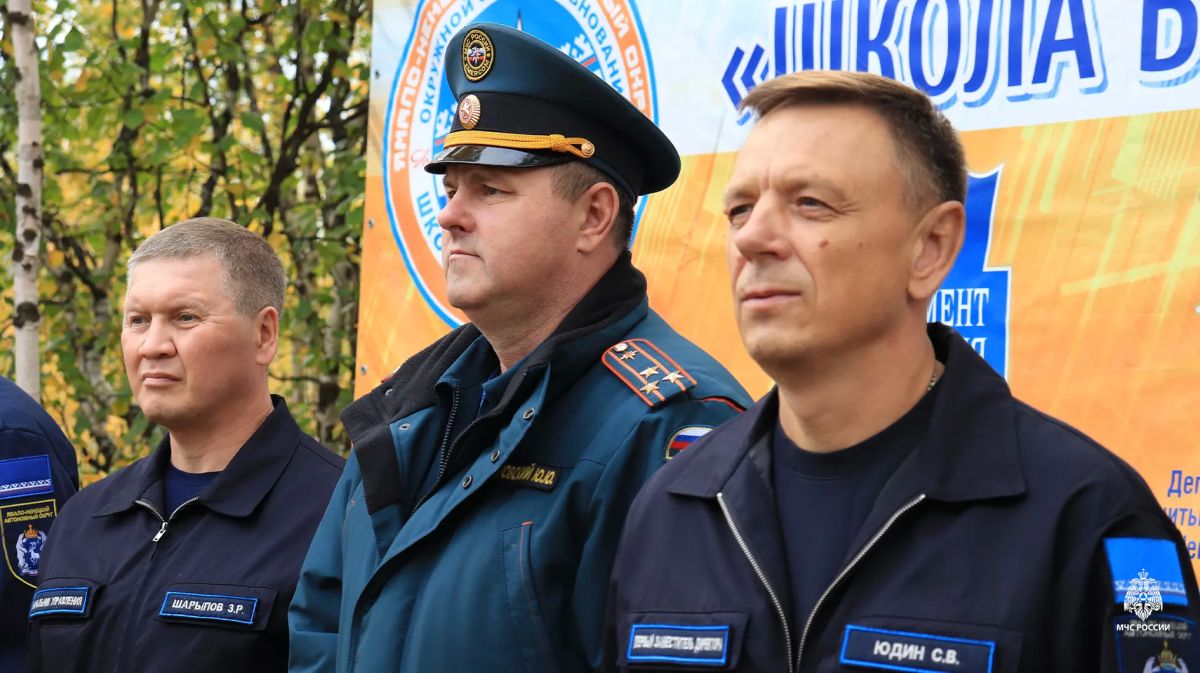 В Салехарде стартовал XXIII окружной слёт-соревнование учащихся «Школа безопасности»