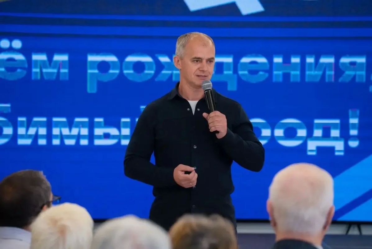 Алексей Титовский: Есть встречи, после которых ещё долго не хочется расходиться Алексей Титовский: Есть встречи, после которых ещё долго не хочется расходиться
